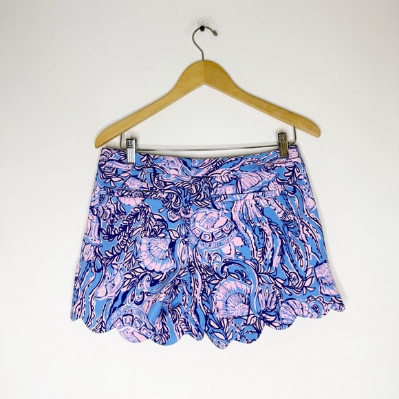 Lilly Pulitzer Printed Scallop Hem Shorts Blue Pink Size 2 - Picture 3 of 7